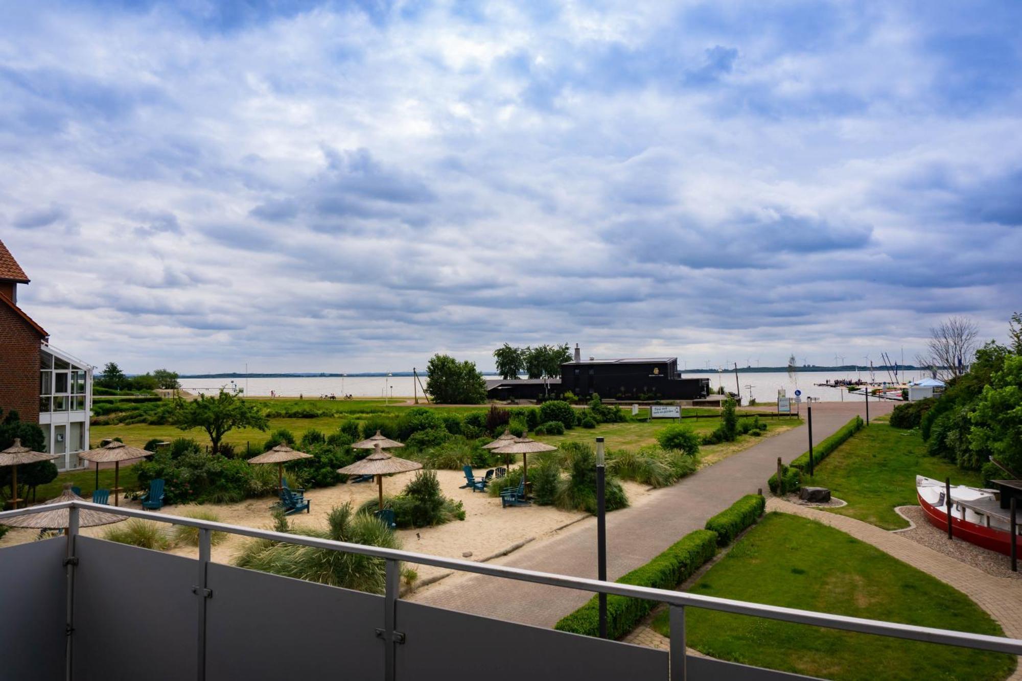 Haus Strandglueck - Urlaub Mit Blick Auf Den Duemmer See Apartment เลมบรุค ภายนอก รูปภาพ